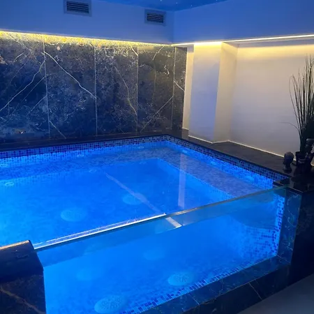 Marilouiz Apartment